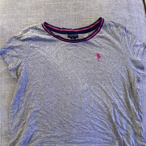 Gray Cropped Polo Shirt with Pink Logo